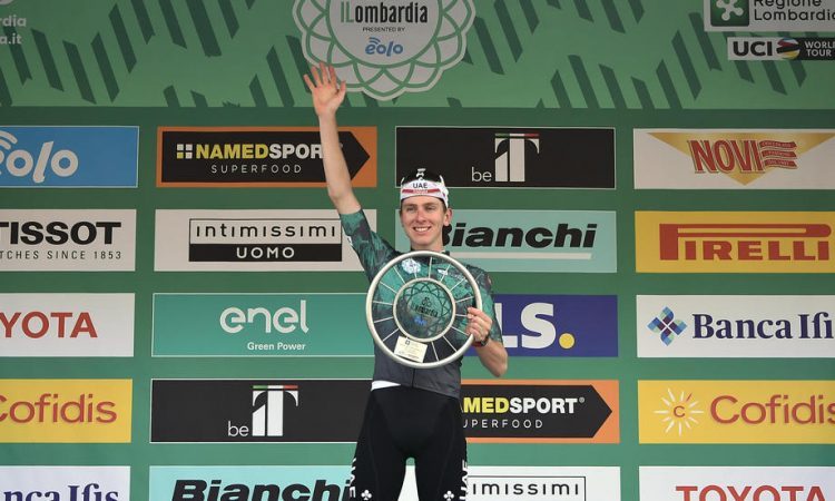 Pogačar na vrhu, Roglič in Mohorič zunaj top 20