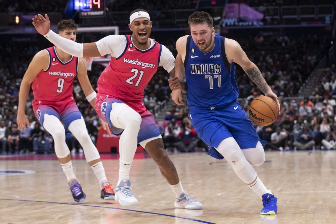 Dallas premagal LA Clippers na krilih 35 točk Dončića