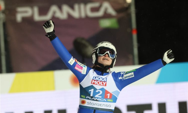 Slovenska mešana ekipa do bronaste kolajne, zmaga Nemčiji