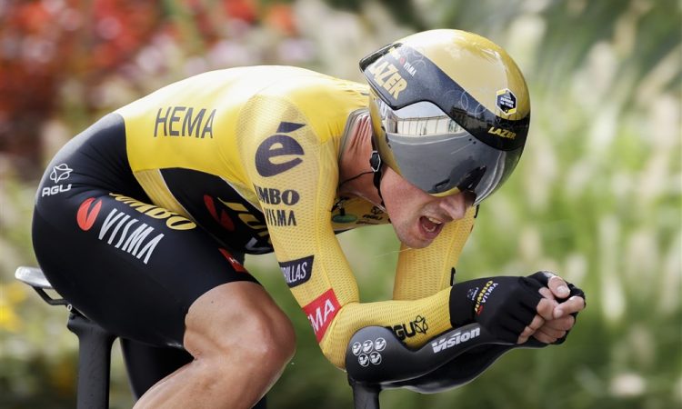 Rogliču peta etape dirke med dvema morjema in skupno vodstvo
