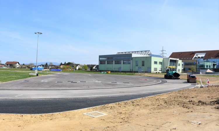 Prenova brežiškega atletskega stadiona po načrtih