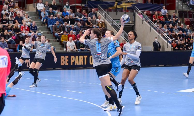 Rokometašice Krima druge finalistke pokalnega tekmovanja