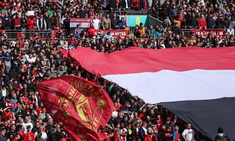 Prodajna saga se nadaljuje: Milijarderja oddala novi ponudbi za Manchester United 