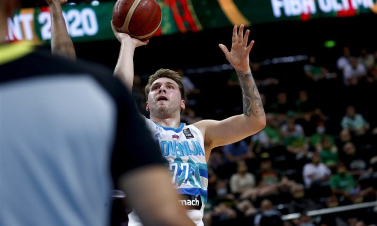 Luka Dončić in druščina pred SP trikrat pred slovenskimi navijači 