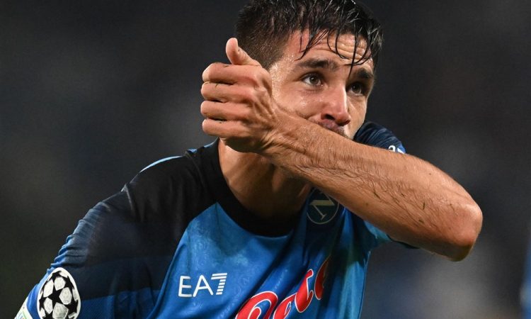Napoli odkupil Simeoneja