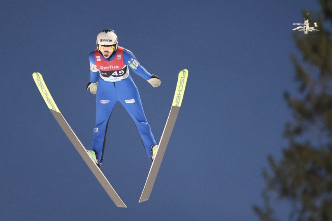 Nika Križnar tretja v Trondheimu, Nika Prevc peta
