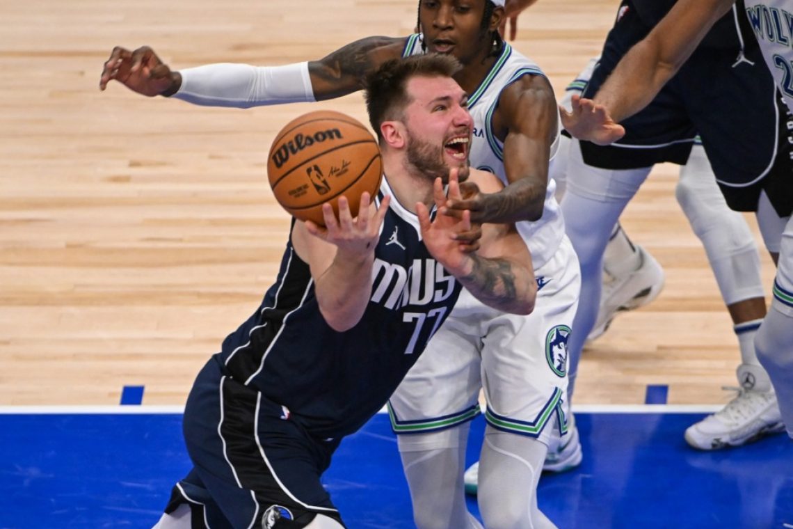 Dončić vodil Dallas do zmage v Minneapolisu na prvi tekmi finala na zahodu