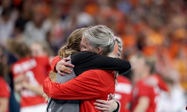 Danske rokometašice prve polfinalistke olimpijskega turnirja