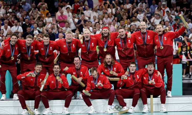 Razigrani danski rokometaši na finalni tekmi povozili Nemce