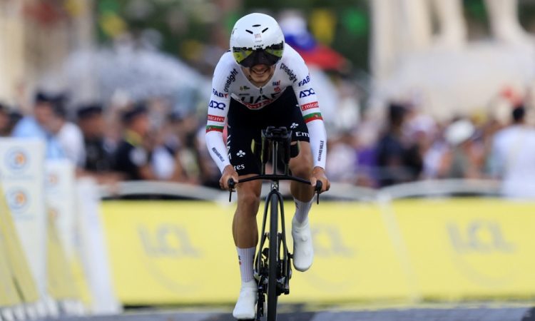 Joao Almeida zaradi okužbe odstopil z Vuelte