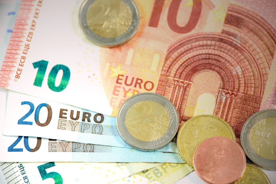 Računsko sodišče: Izplačilo Prešernove nagrade Makarovič v nasprotju z veljavno zakonodajo