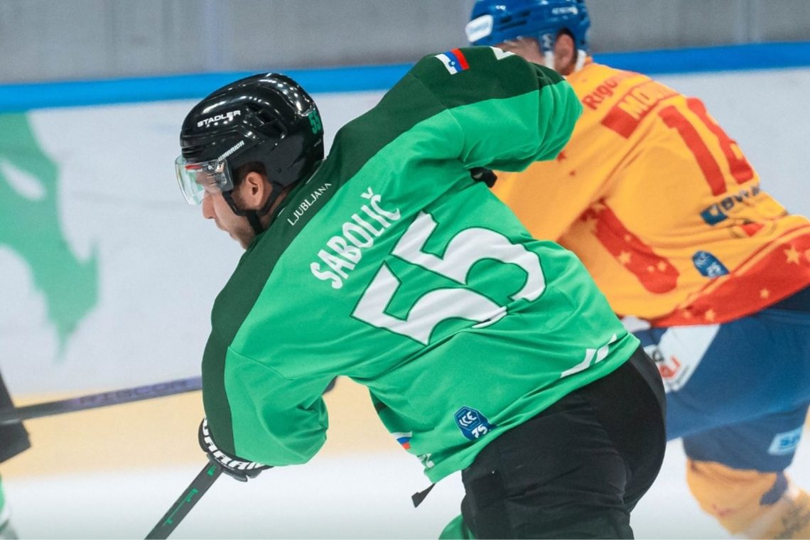 Hokejisti Olimpije Ljubljane so izgubili v Linzu z ekipo Black Wings z 2:4
