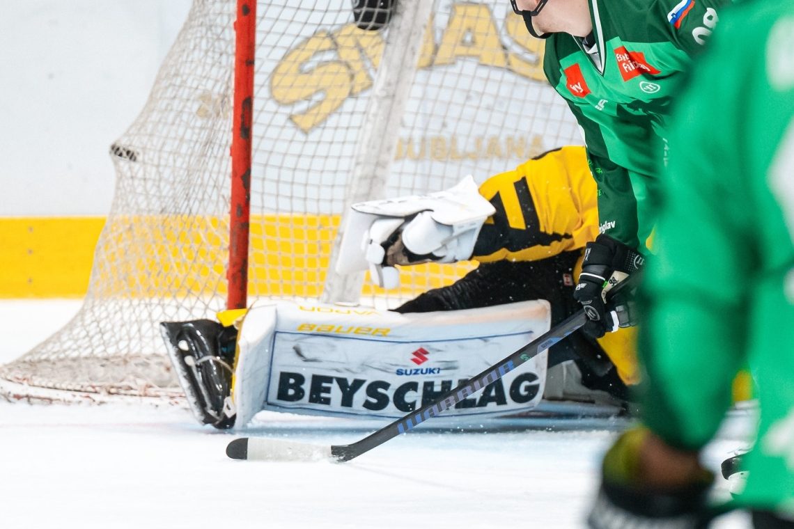 Hokejisti Olimpije Ljubljane so po podaljšku premagali Vienno Capitals z 2:1