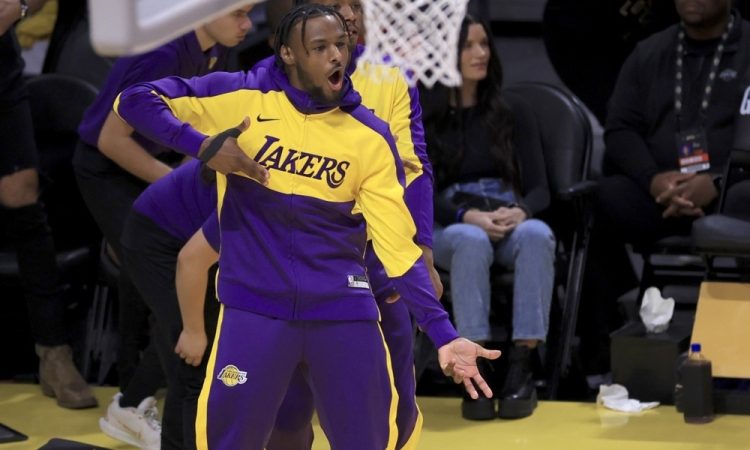Bronny James za zdaj končal kratko epizodo v ligi NBA