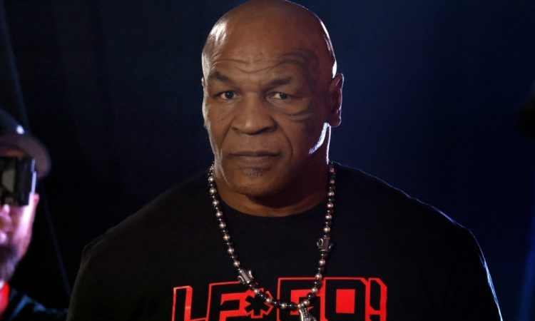 Mike Tyson se pri 58 letih vrača v ring za 40 milijonov dolarjev