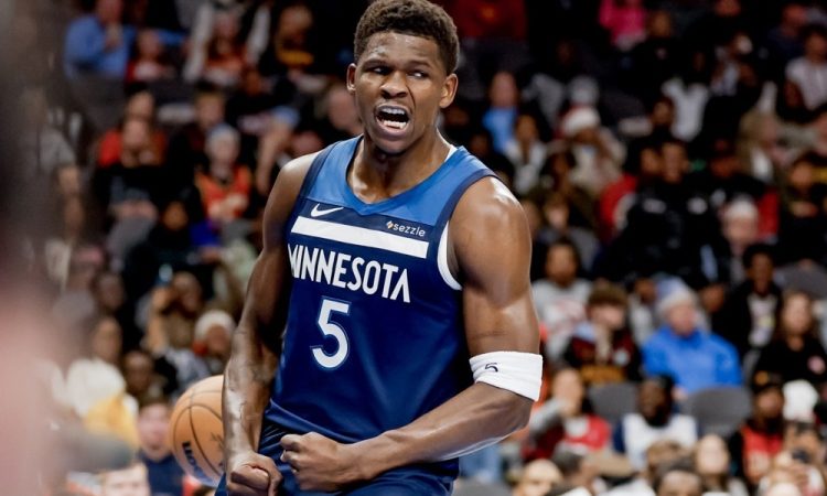 NBA znova kaznovala Edwardsa zaradi preklinjanja
