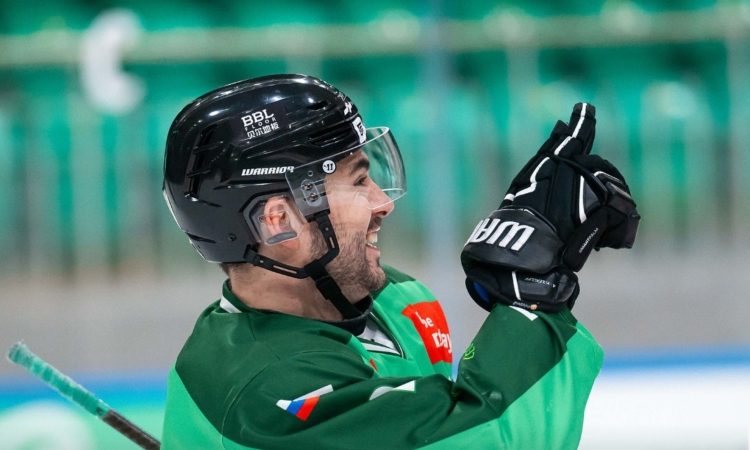 Olimpija in Jesenice po dveh zmagah do finala hokejskega DP