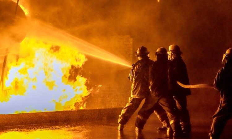 V Srbiji požar v domu starejših terjal šest življenj
