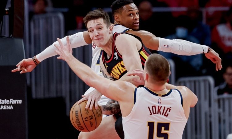 Denver po trojnem dvojčku Jokića nadigral Philadelphio