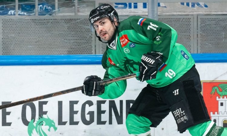 Hokejisti Olimpije Ljubljane so po podaljšku premagali Black Wings Linz z 2:1