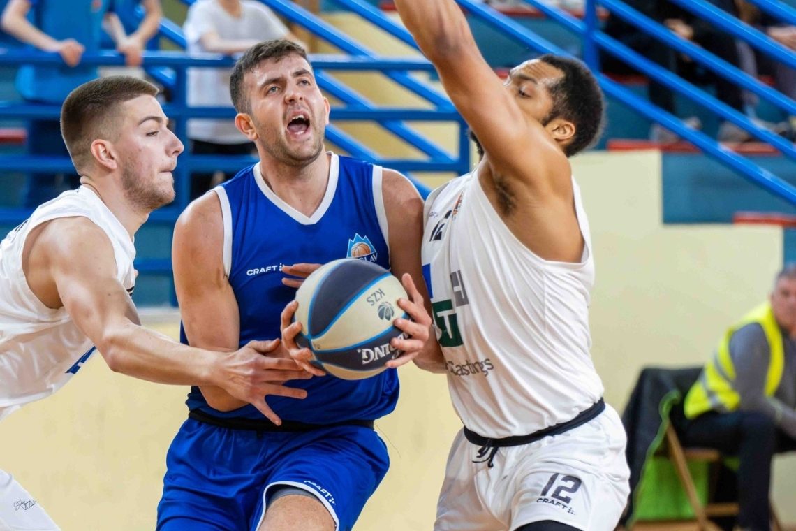 Košarkarji ECE Triglava so premagali LTH Castings s 75:71