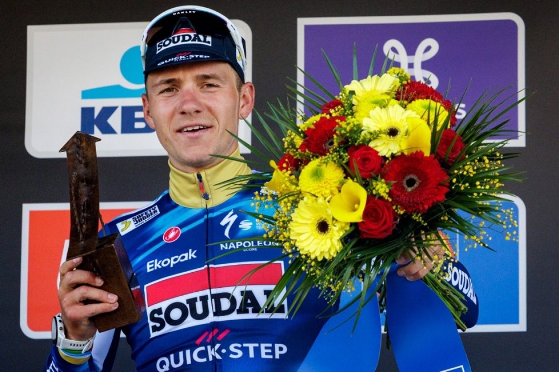 Evenepoel ob vrnitvi v sprintu ugnal Van Aerta