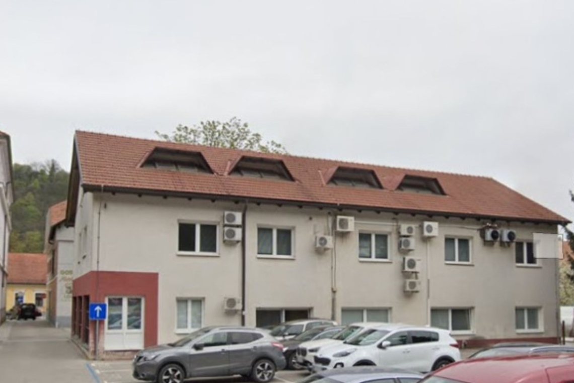 Upravna enota Krško bo med prenovo poslovala na novem naslovu