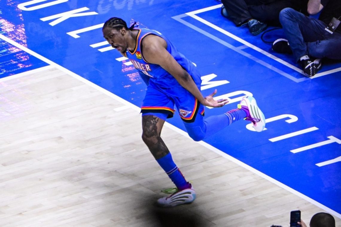 Zaradi napisa na majici v NBA ob 25.000 dolarjev