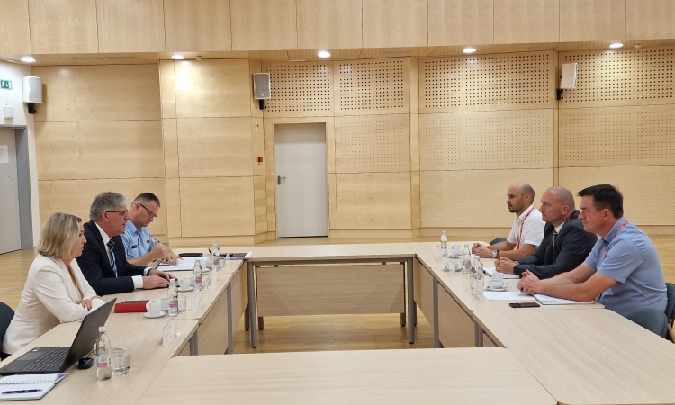 Ministrstvo in policija v skupno pobudo za večjo varnost kmetov