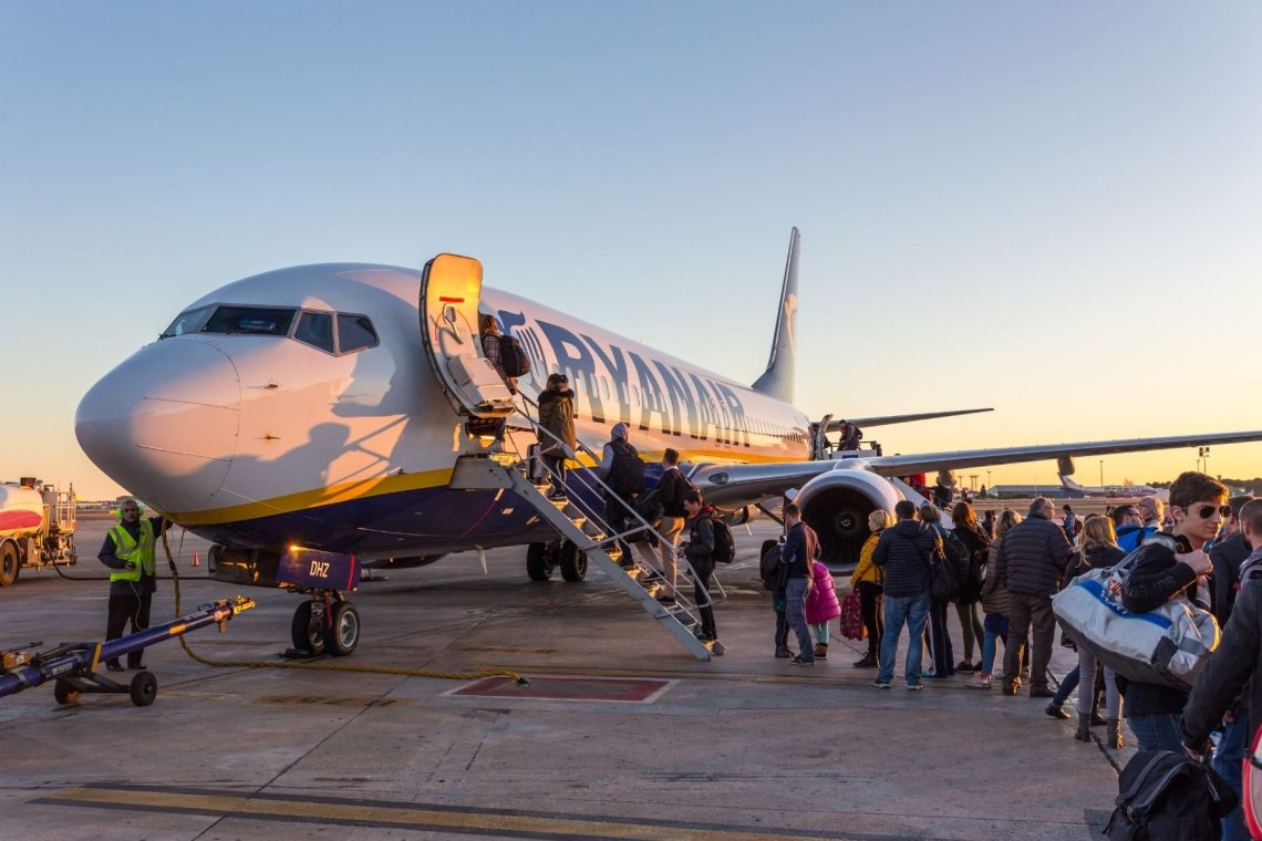 Ryanair s 100-odstotno digitalizacijo ukinja tiskane vstopnice