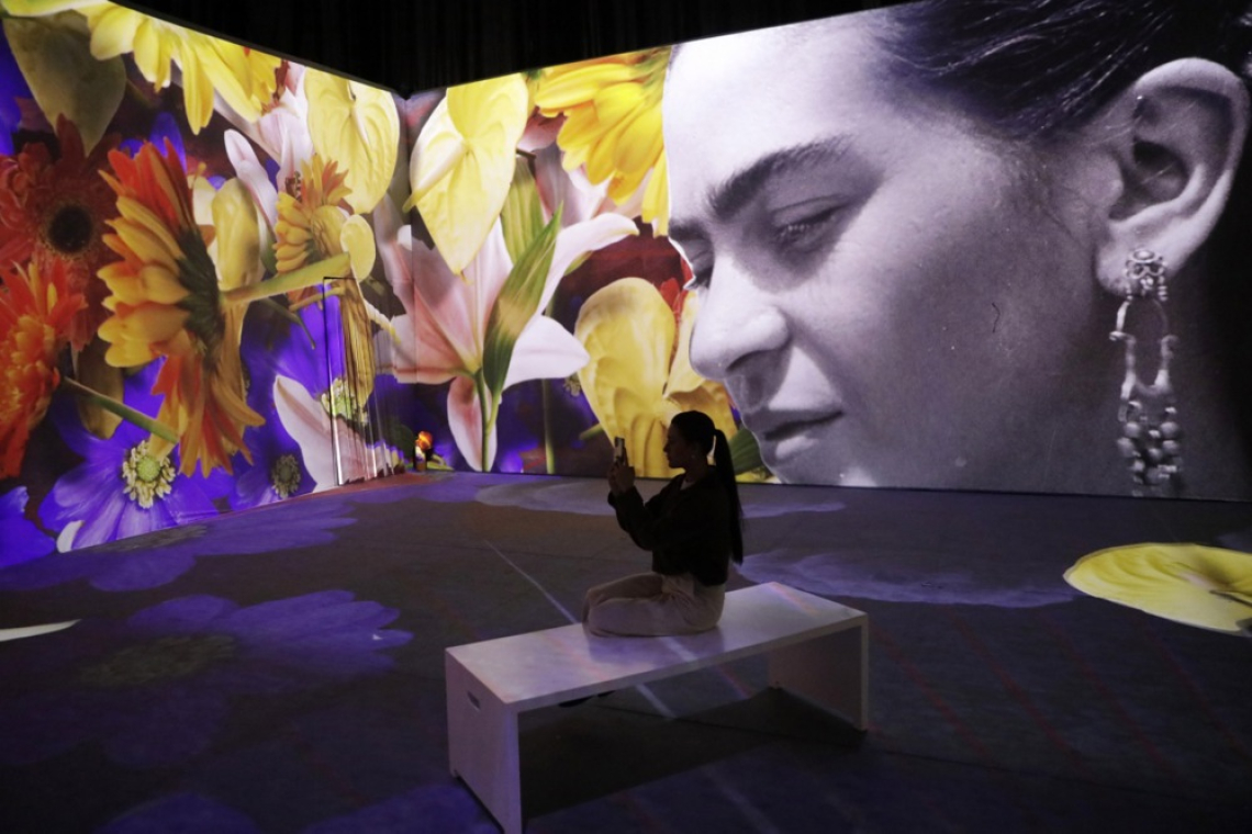 Avtoportret Fride Kahlo prodan za rekordnih 54,7 milijona dolarjev