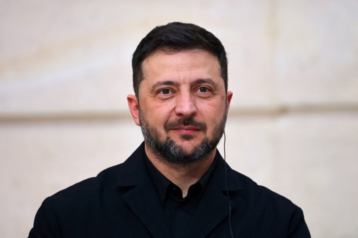Zelenski podpira posodobljeni načrt za mir