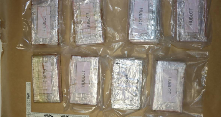 V Ljubljani zasežene velike količine prepovedanih drog, 31-letnik v pridržanju