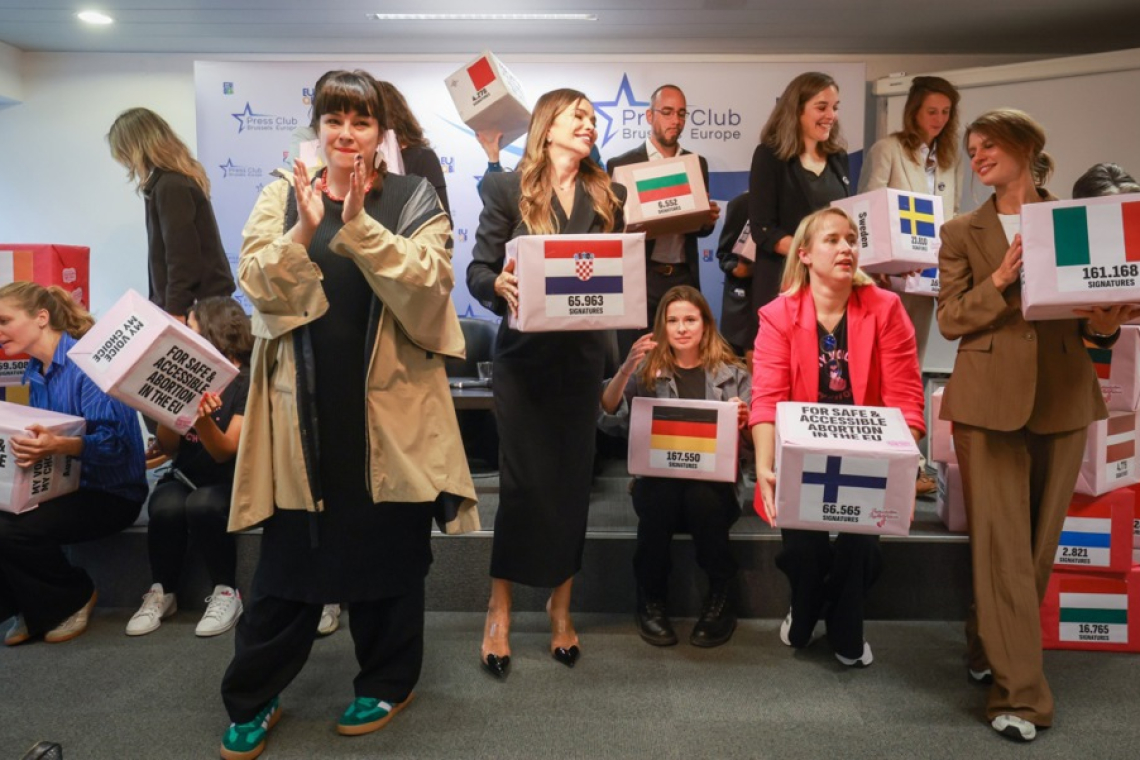Evropski parlament podprl pobudo My Voice, My Choice za varen in dostopen splav