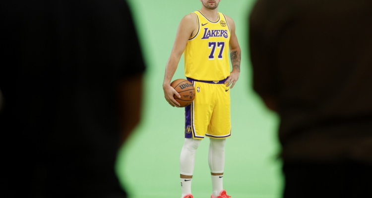 Dončić z električnimi kolesi razveselil celoten klub Lakers
