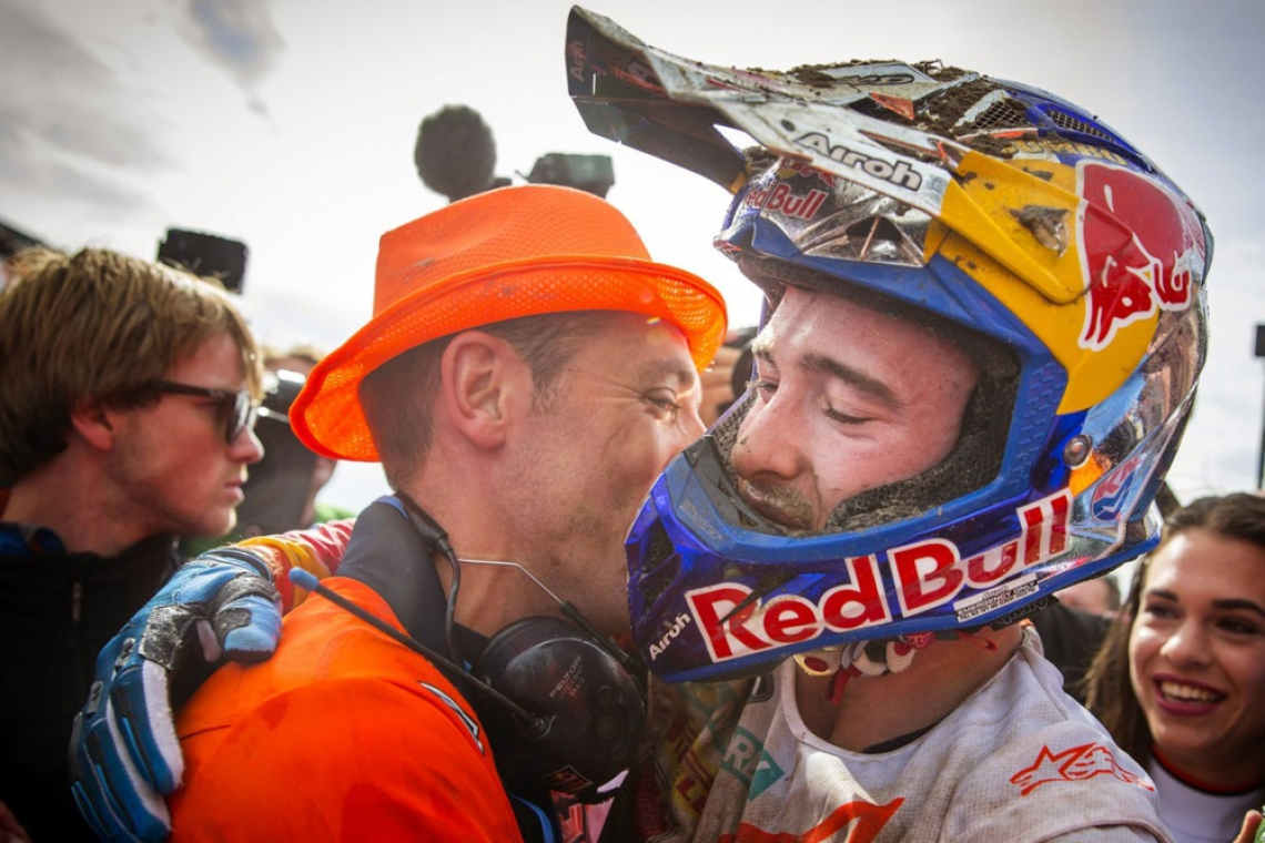 Jeffrey Herlings z novo pogodbo pri Hondi HRC vstopa v novo poglavje kariere