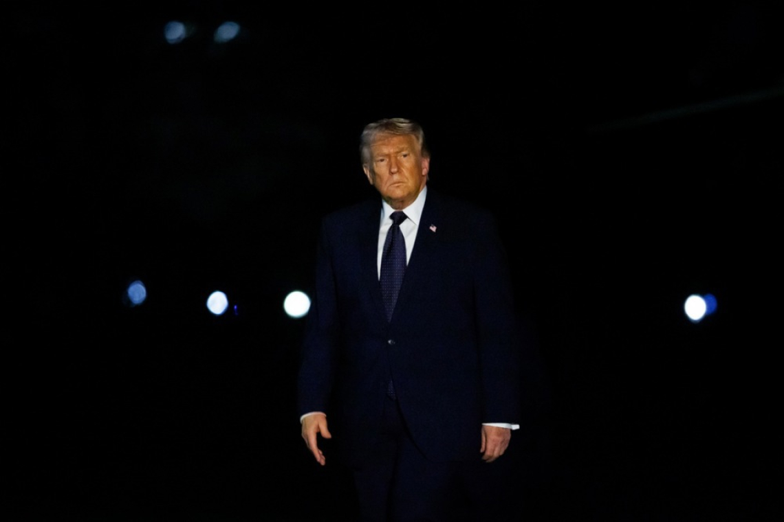 Trump napoveduje skorajšnji konec vojne v Iranu, spopadi se nadaljujejo
