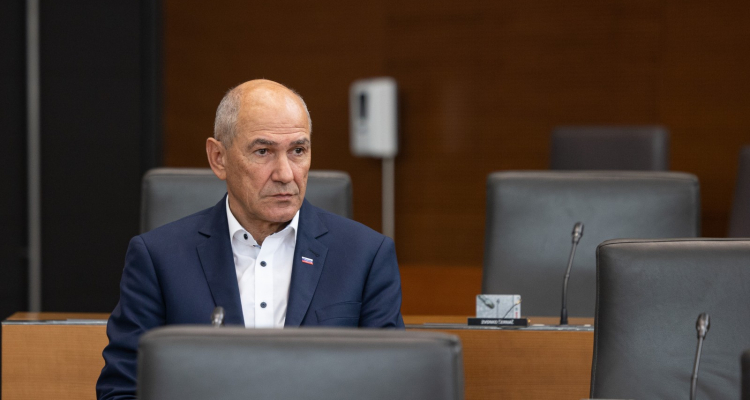 Janša pojasnil stik z Eilandom in zanikal vpliv na volitve