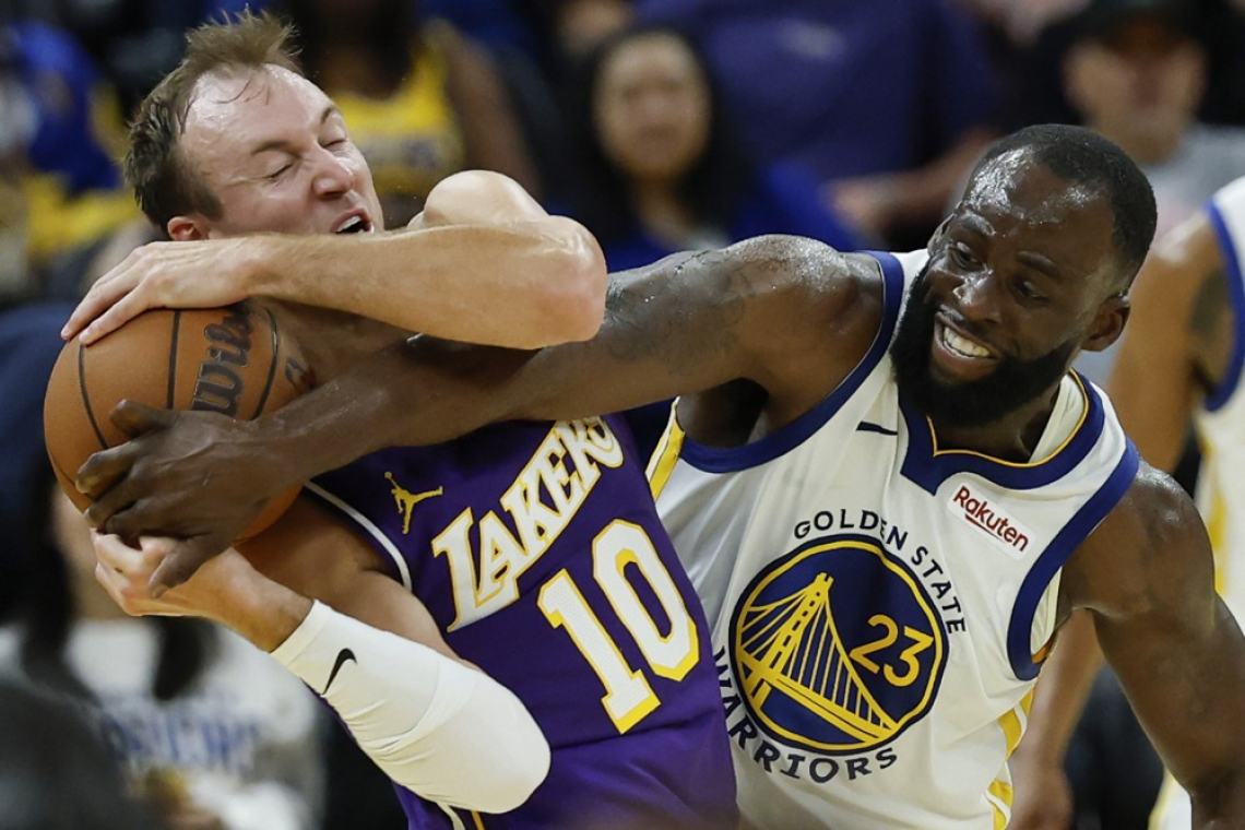 Los Angeles Lakers po podaljšku še do tretje zmage v seriji 