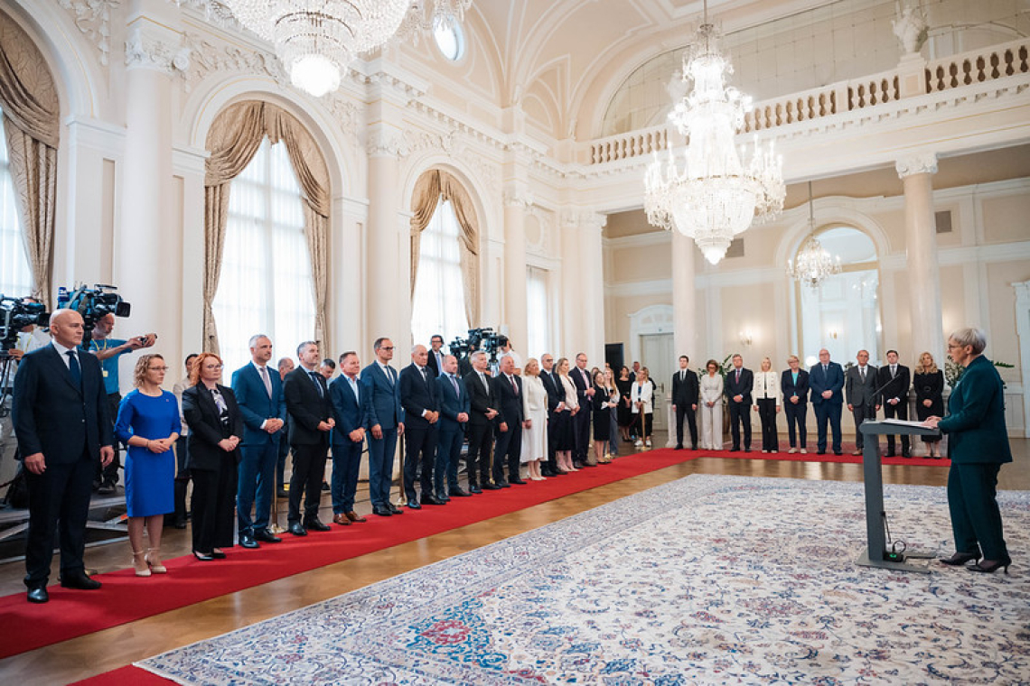 Predsednica vlado pozvala k sodelovanju in spoštovanju institucij